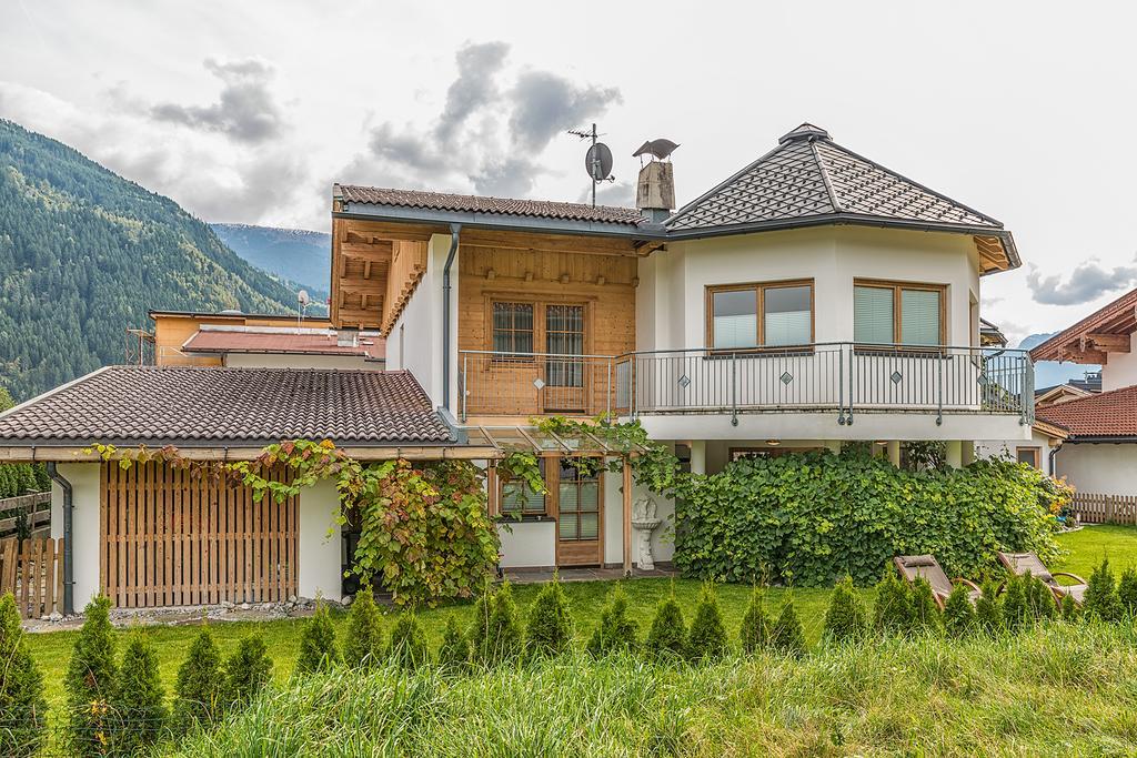Sportchalet Zillertal Uderns Exterior photo